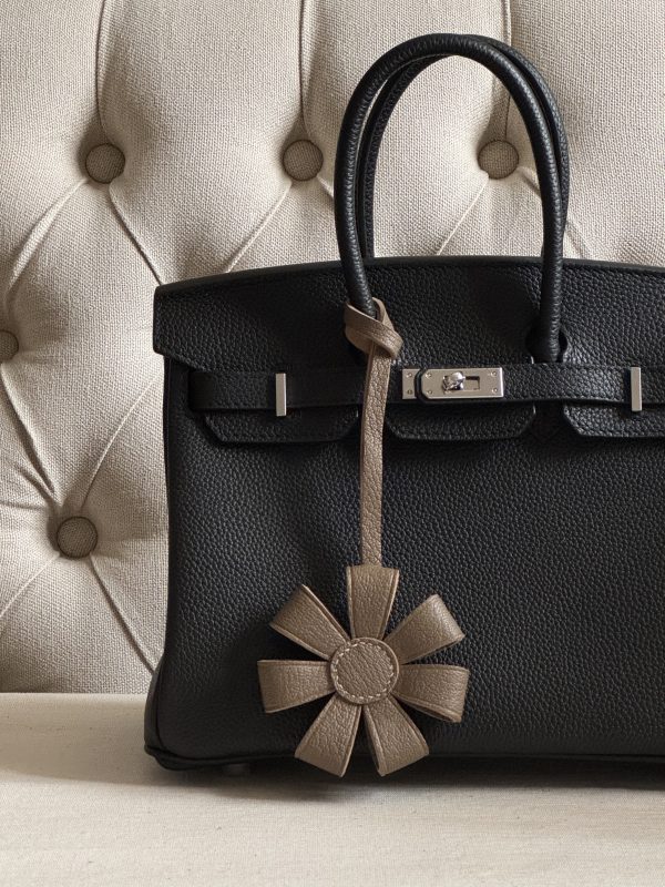 Flower charm