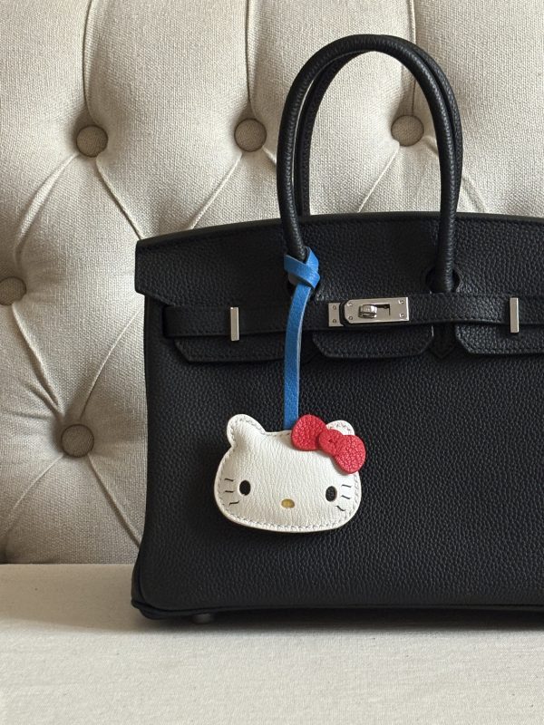 Hello kitty charm