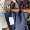 Navy blue (silver hardware)