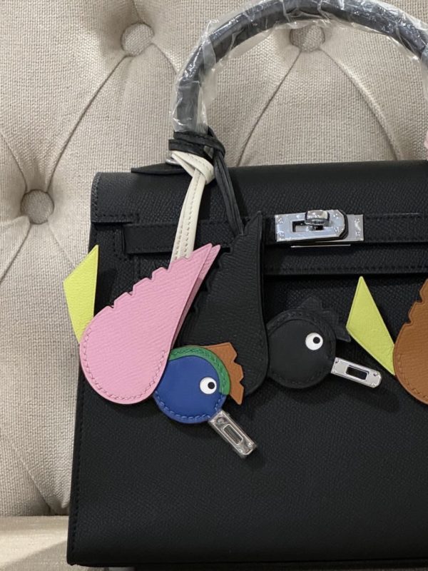 Bird charm