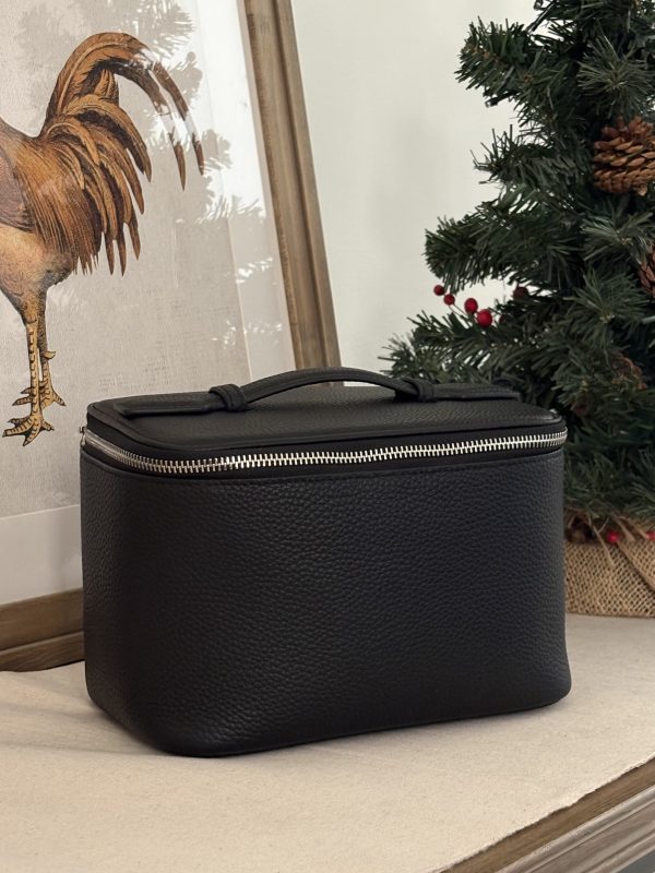 Makeup / Skincare bag